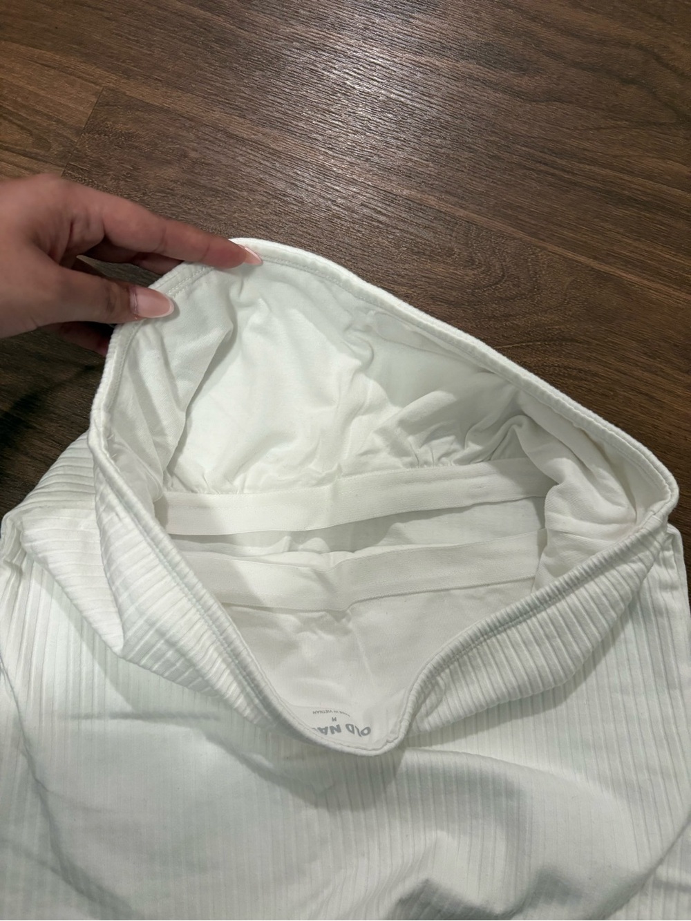 Old Navy Ribbed Tube Top With Built In Bra - Picture 3 of 3